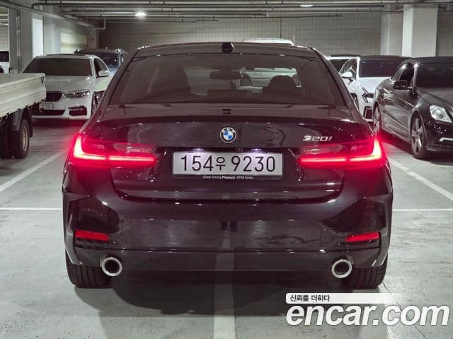 BMW 3 Series 2025 — фото 2 из 20