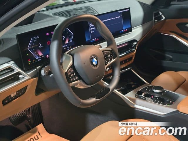 BMW 3 Series 2025 — фото 12 из 20