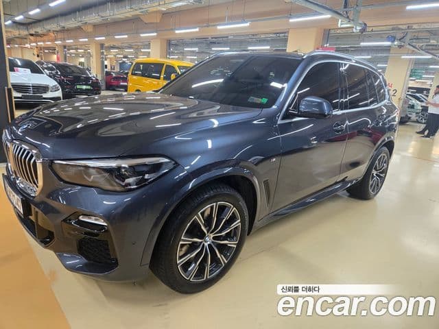 BMW X5 2020 — Photo 2/20