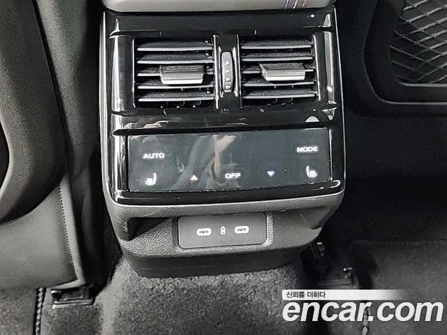 Renault Samsung Grand Koleos 2024 — Фото 13/18