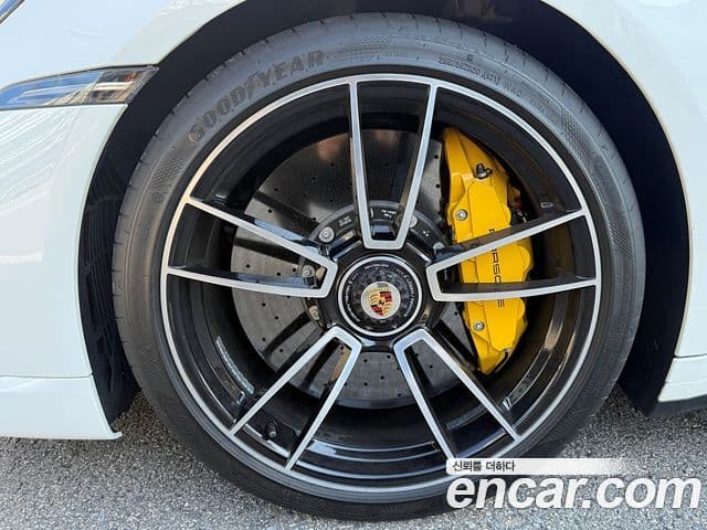 Porsche 911 2021 — Şəkil 11/14