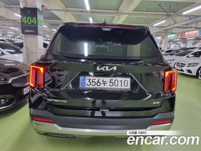Kia Sorento 2023 — Şəkil 3/18