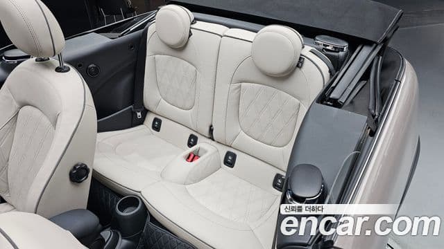 Mini Cooper S Convertible 2022 — Фото 11/20
