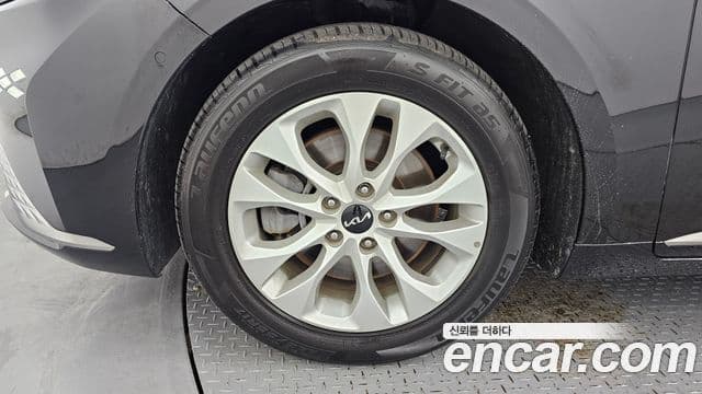 Kia K8 2022 — ფოტო 5/20