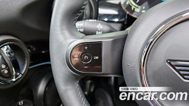 Mini Cooper 2022 — Şəkil 18/20