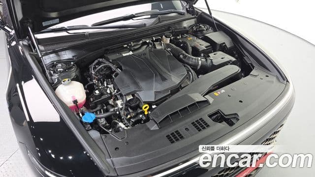 Hyundai Grandeur 2023 — ფოტო 6/20