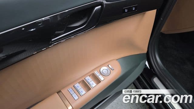 Hyundai Grandeur 2023 — ფოტო 12/20