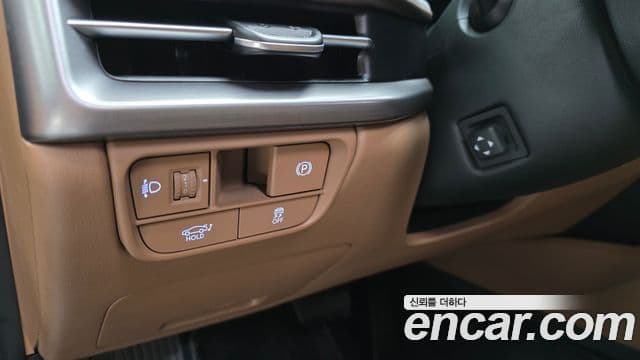 Hyundai Grandeur 2023 — ფოტო 13/20