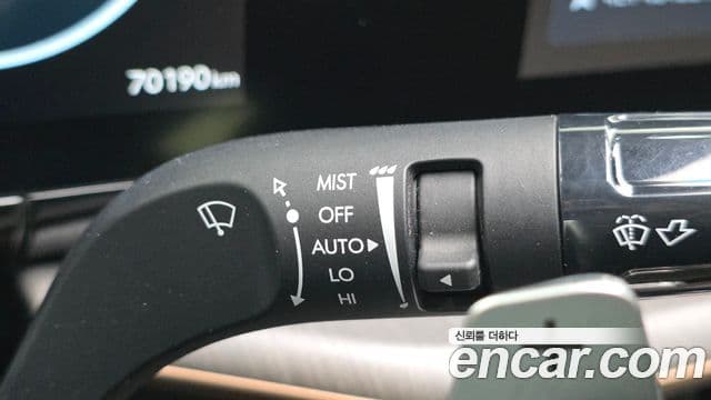 Hyundai Grandeur 2023 — ფოტო 16/20