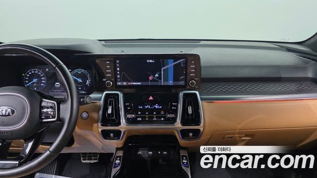 Kia Sorento 2020 — Şəkil 16/20