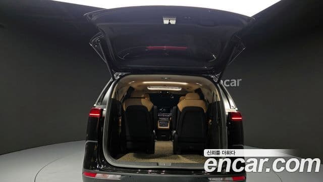 Kia Carnival 2021 — Şəkil 19/20