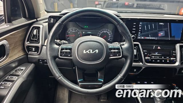 Kia Sorento 2022 — Фото 13/20