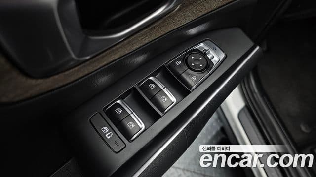 Kia Sorento 2022 — Фото 16/20