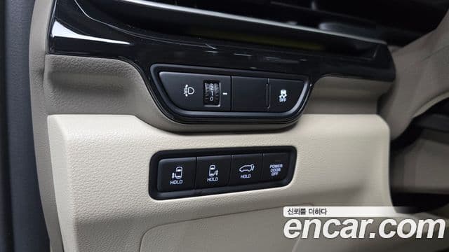 Kia Carnival 2024 — Фото 14/20
