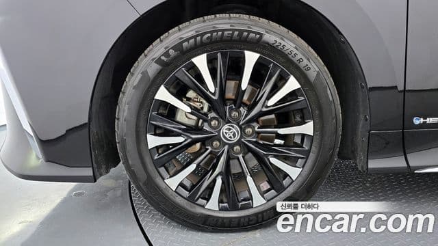 Toyota Alphard 2024 — ფოტო 5/20