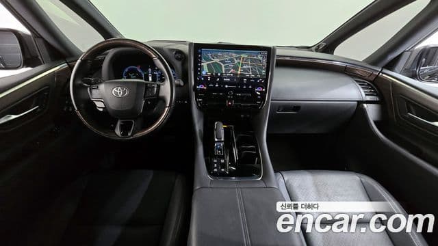 Toyota Alphard 2024 — ფოტო 7/20