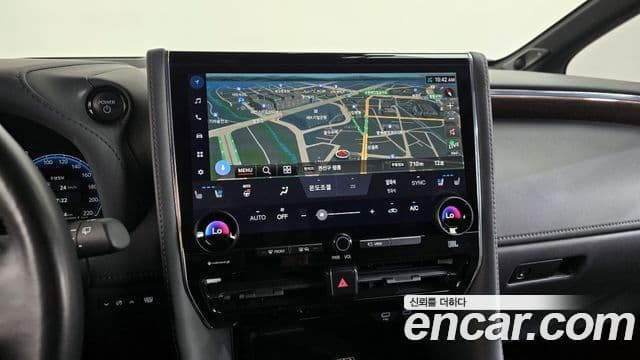 Toyota Alphard 2024 — ფოტო 12/20