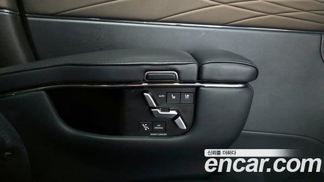 Toyota Alphard 2024 — ფოტო 16/20