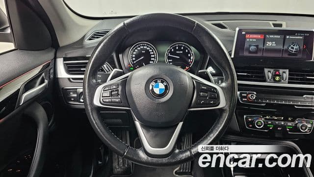 BMW X1 2022 — Şəkil 13/20