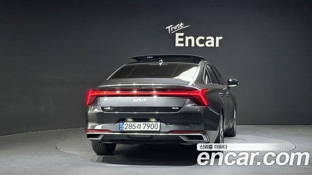 Kia K8 2022 — ფოტო 4/20