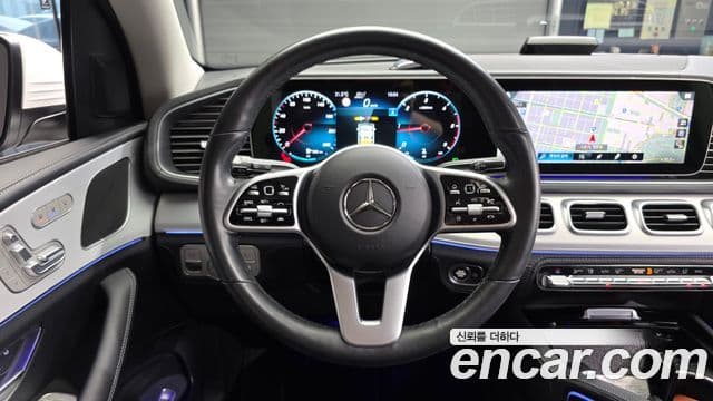 Mercedes-Benz GLE-Class 2021 — Şəkil 16/20