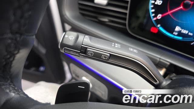 Mercedes-Benz GLE-Class 2021 — Şəkil 17/20