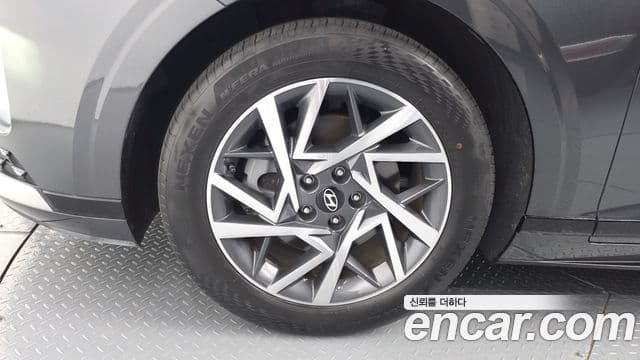Hyundai Grandeur 2023 — ფოტო 5/20