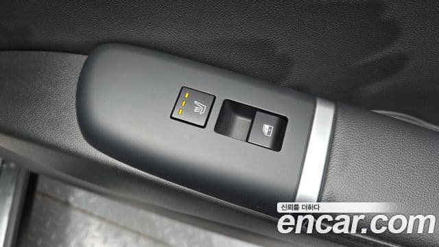 Hyundai Grandeur 2023 — ფოტო 19/20