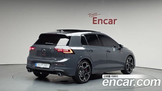 Volkswagen Golf 2025 — Şəkil 2/20