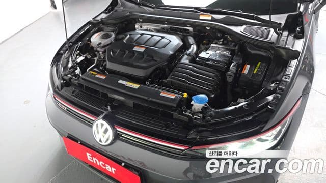 Volkswagen Golf 2025 — Şəkil 6/20