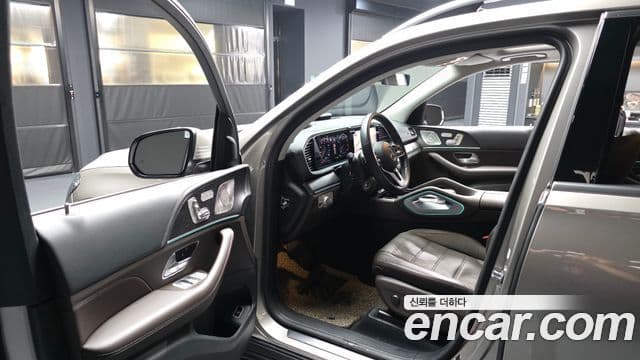 Mercedes-Benz GLE-Class 2023 — Şəkil 9/20