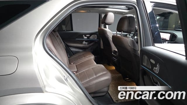Mercedes-Benz GLE-Class 2023 — фото 12 из 20