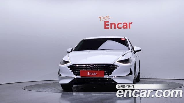 Hyundai Sonata 2019 — Фото 3/20