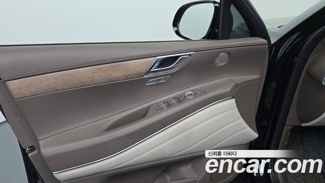 Genesis GV80 2022 — ფოტო 35/40
