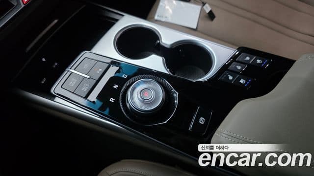 Kia K8 2022 — Şəkil 9/20