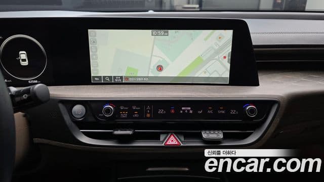 Kia K8 2022 — Şəkil 16/20