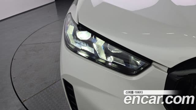 BMW X5 2025 — Photo 21/35