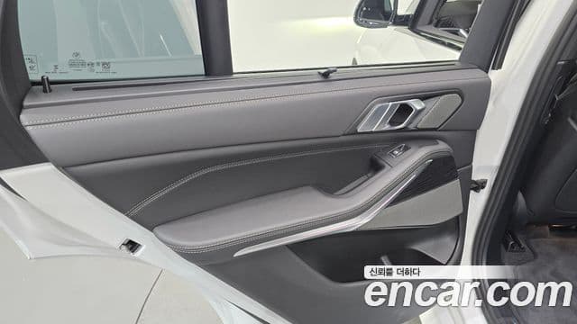 BMW X5 2025 — Photo 30/35