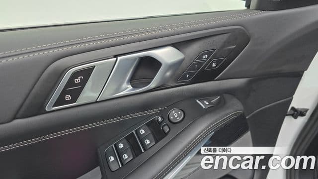 BMW X5 2025 — Photo 24/35