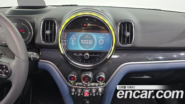 Mini Cooper S Countryman 2022 — Фото 13/20