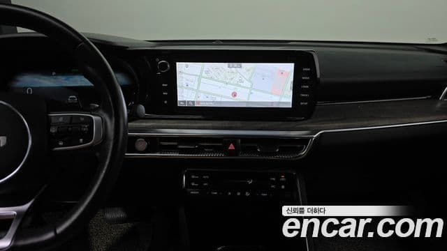 Kia K5 2021 — ფოტო 13/20