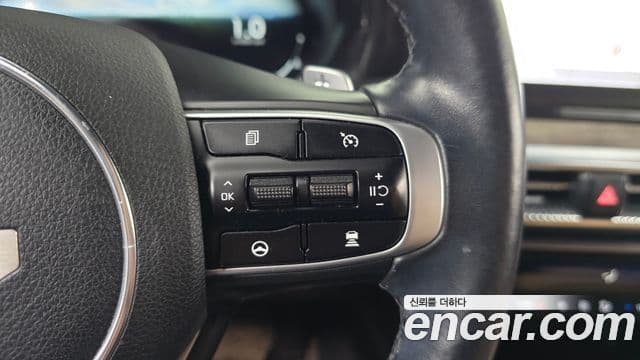 Kia K5 2021 — ფოტო 19/20
