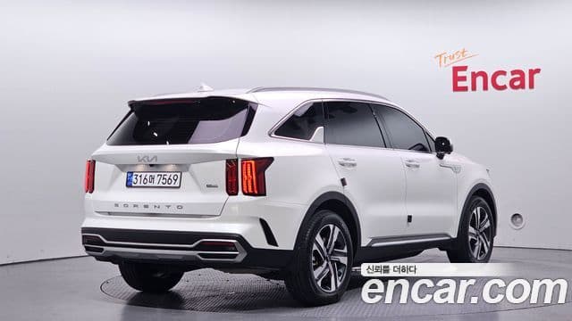 Kia Sorento 2022 — ფოტო 2/20