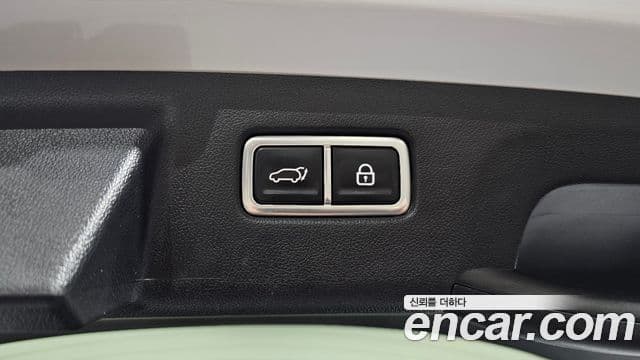 Kia Sorento 2022 — ფოტო 15/20