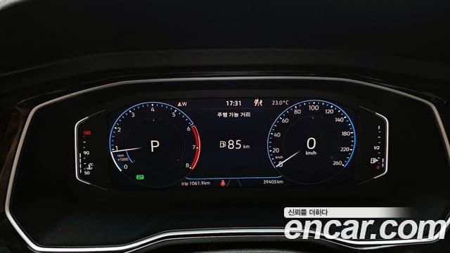 Volkswagen Jetta 2021 — ფოტო 8/20