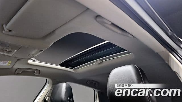 Volkswagen Jetta 2021 — ფოტო 19/20