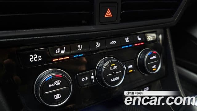 Volkswagen Jetta 2021 — Photo 17/33