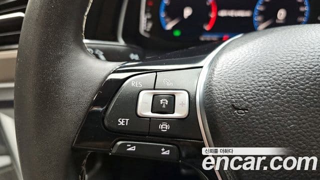 Volkswagen Jetta 2021 — Photo 18/33