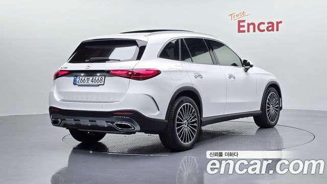 Mercedes-Benz GLC-Class 2025 — ფოტო 2/20