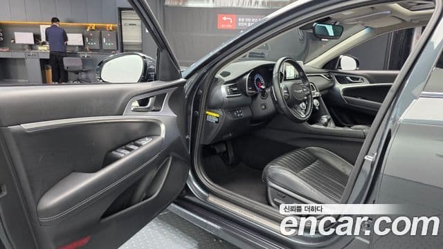 Genesis G70 2018 — фото 10 из 20